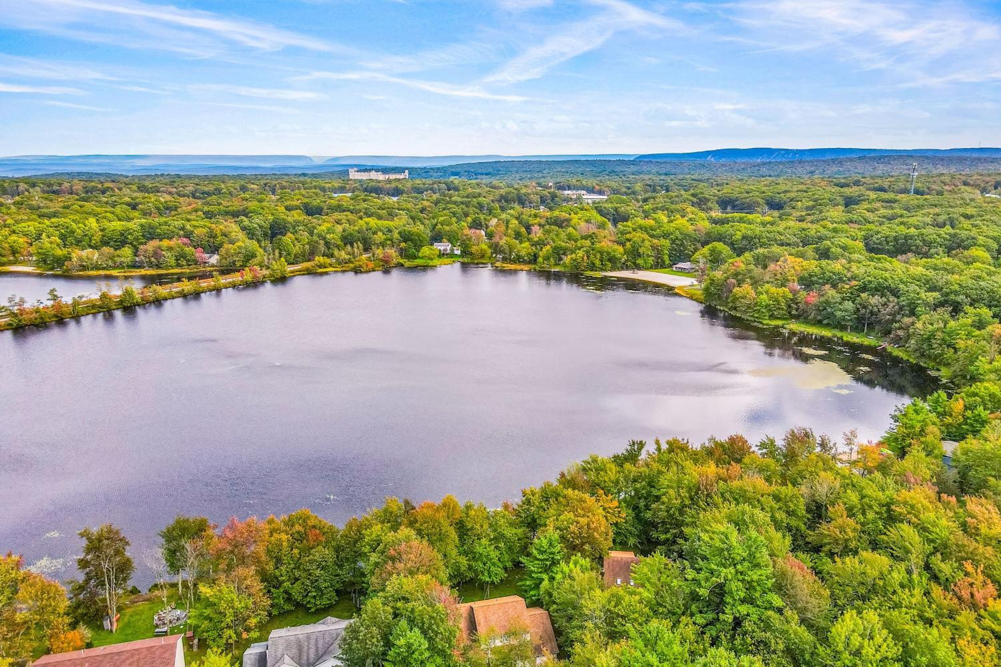 Picturesque Perfection In Pennsylvania Villa Pocono Summit Exterior photo